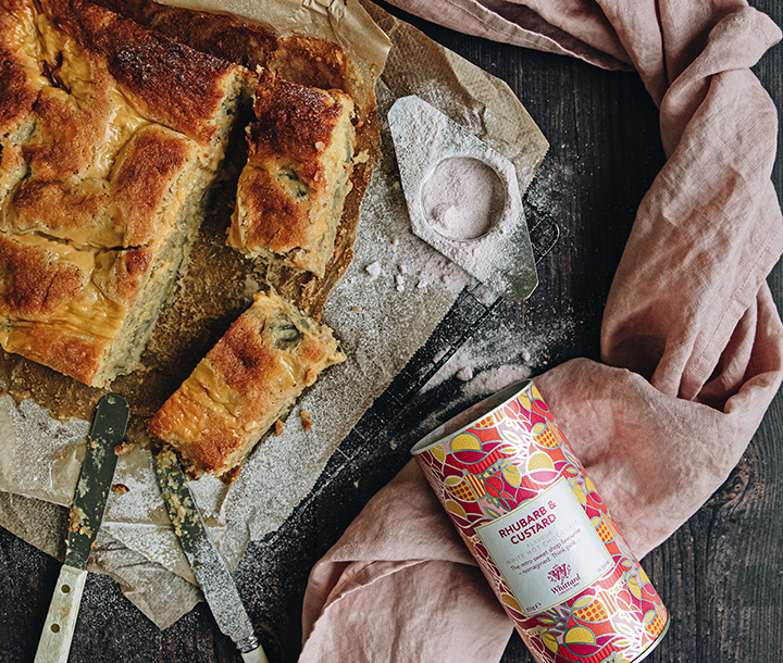 Rhubarb & Custard Traybake